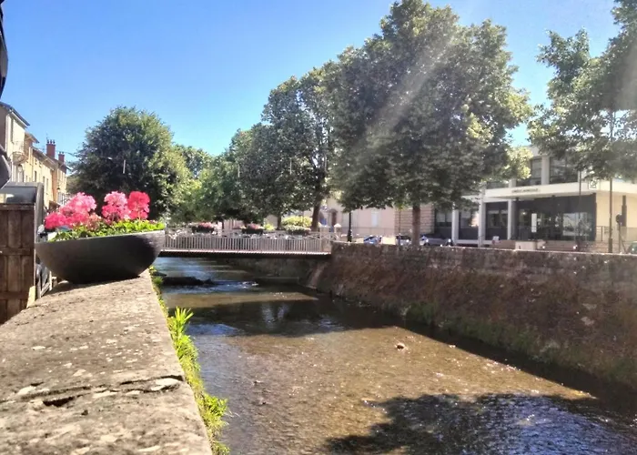 Maison Prestige Le Donjon Des Plaisirs Jacuzzi 别墅