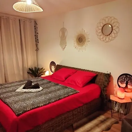 וילה Maison Prestige Le Donjon Des Plaisirs Jacuzzi *